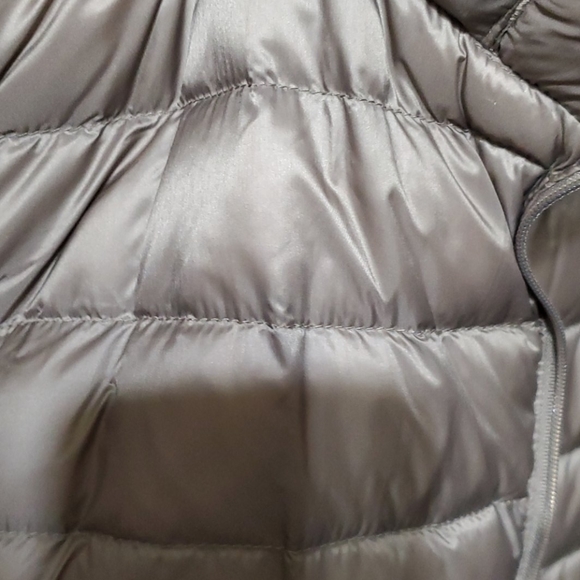 Puffed Vest - Picture 2 of 2